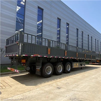 3 asu žoga puspiekabe